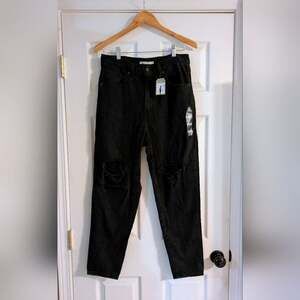 Women's Mom Style Black Distressed Jeans Levi's 30 X 27